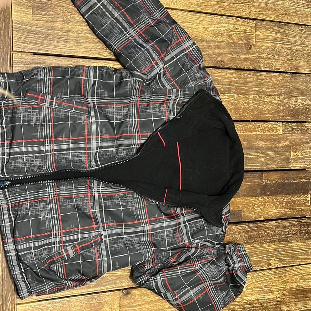 Triple star reversible coat